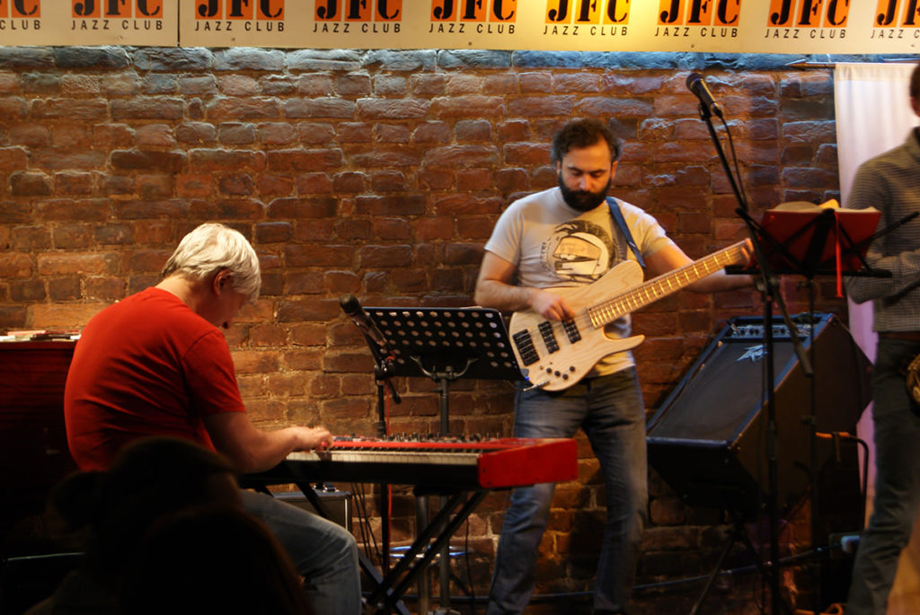 Electric Project4 JazzPeople