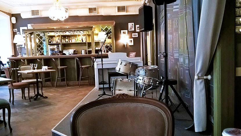 Next Door Рестобар Next Door переезжает