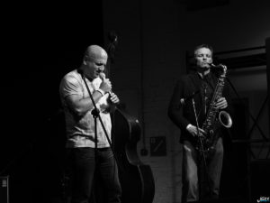 Фоторепортаж с фестиваля джазового вокала JazzMan в «Ткачах» Дэвид Пост на фестивале джазового мужского вокала JazzMan