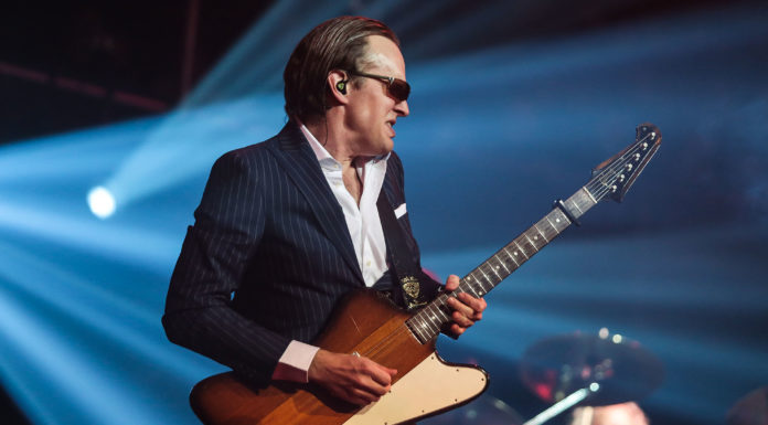Джо Бонамасса (Joe Bonamassa) - Биография, факты, фото
