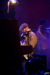Фоторепортаж со спектакля Billy’s Band «Игры в Тома Уэйтса» Billy’s Band «Игры в Тома Уэйтса»