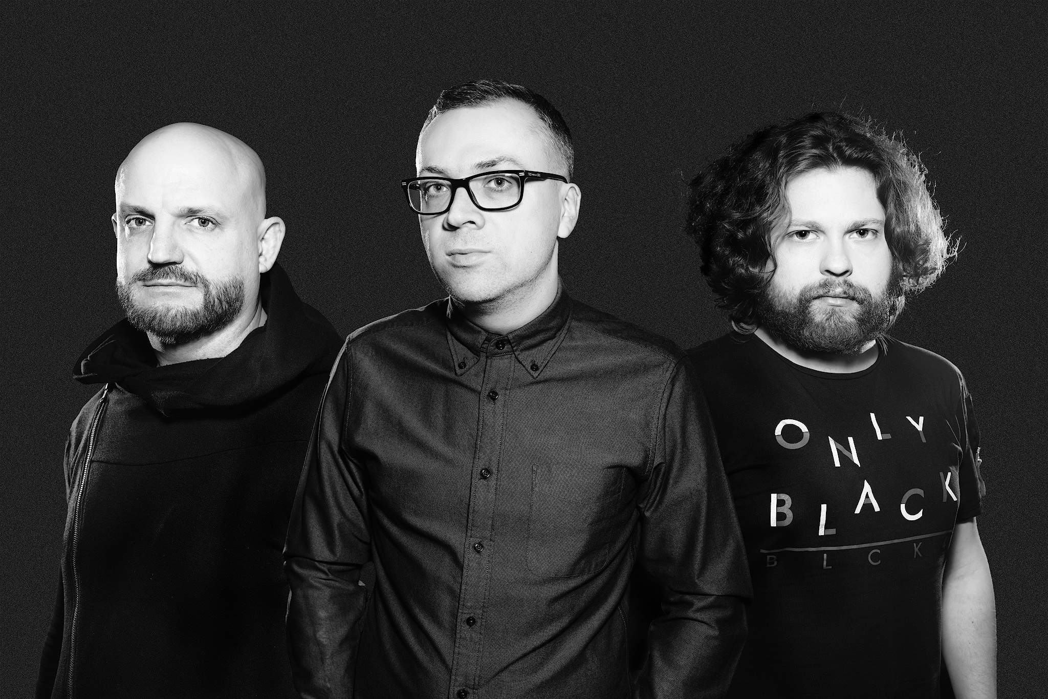 ilugdin-trio Клип на сингл «Август» от Ilugdin Trio
