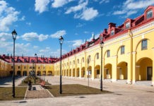 Джаз в Никольских рядах по четвегам в Петербурге