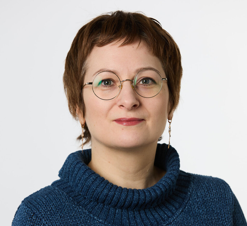 Шеф-редактор Psychologies Елена Сивковаi