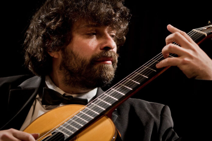 Evgeniy-Filkenshtein Гитарист Евгений Финкельштейн