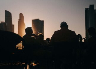 Джаз на крыше в Москве – живые концерты Roofevents в июне Джаз на крыше в Москве в июне – живые концерты Roofevents